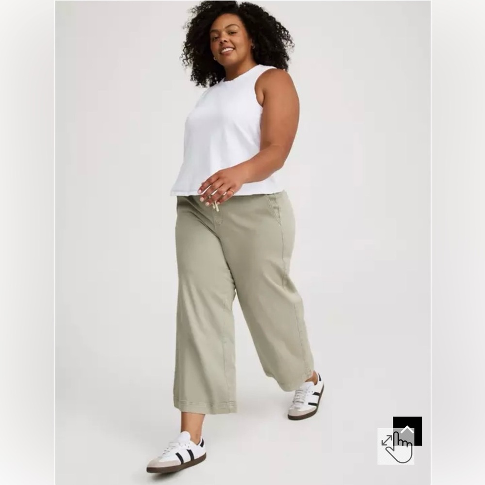 Torrid Wide-Leg Ankle Crop Pants - Picture 5 of 10